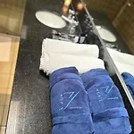 Nop\'S Motel